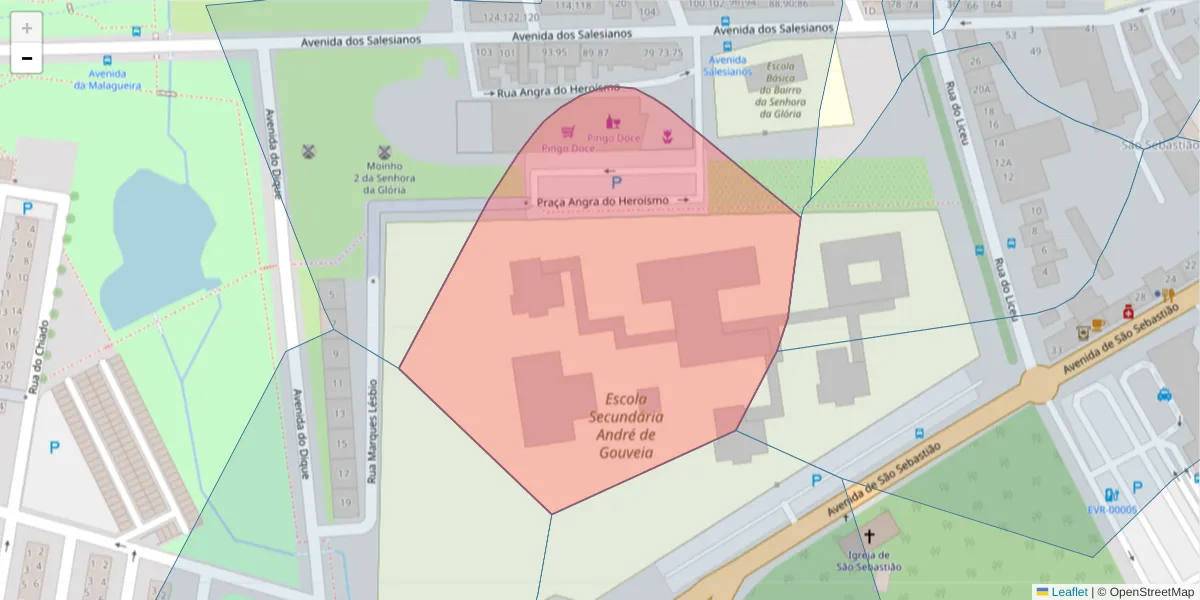Mapa detalhado do código postal 7000-121 com limites, códigos postais vizinhos e agências dos correios